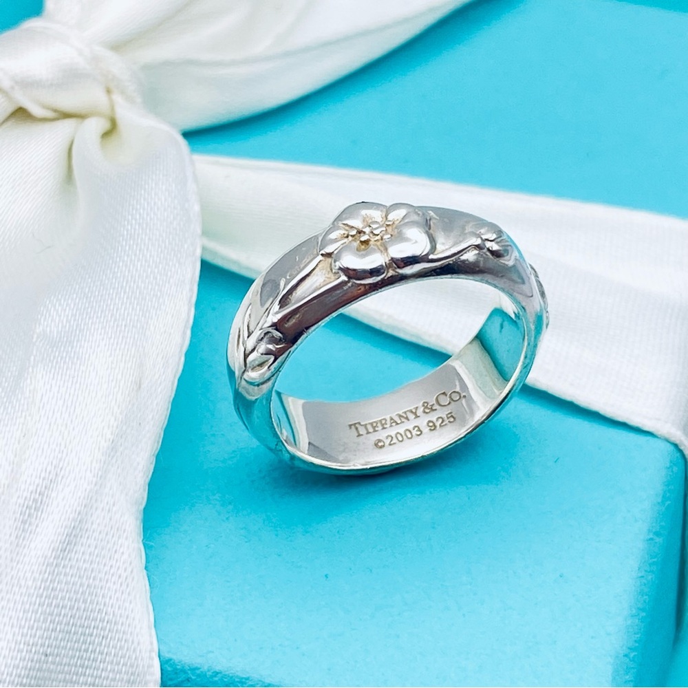 Tiffany & Co. Nature Rose Ring size 5.5
